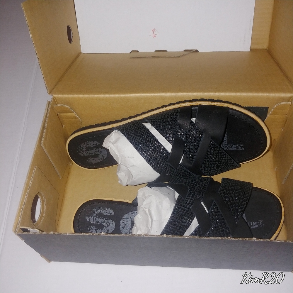 Sorel slides size 7 5 fit like 7 Bnib